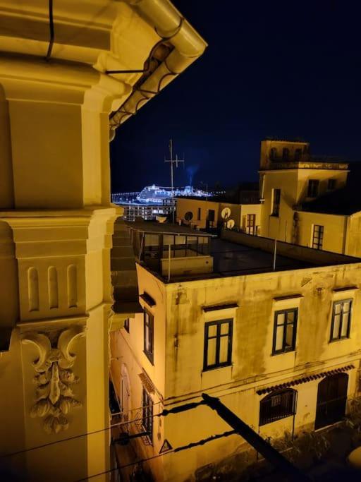 Hippocratica Apartment Salerno Exterior foto