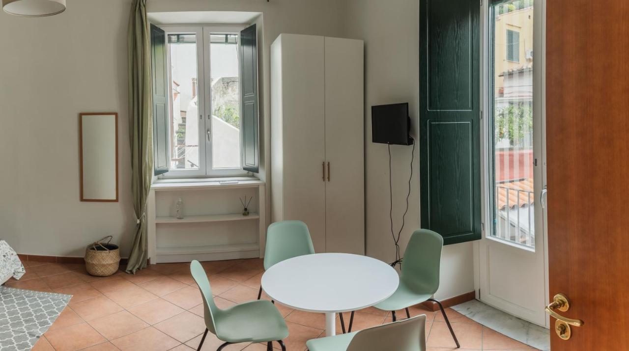 Hippocratica Apartment Salerno Exterior foto